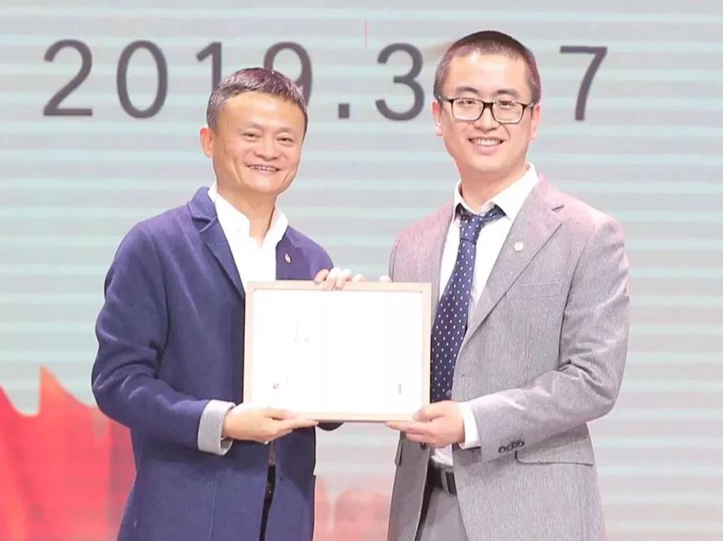 蒋磊知乎后续,铁血军事网蒋磊照片