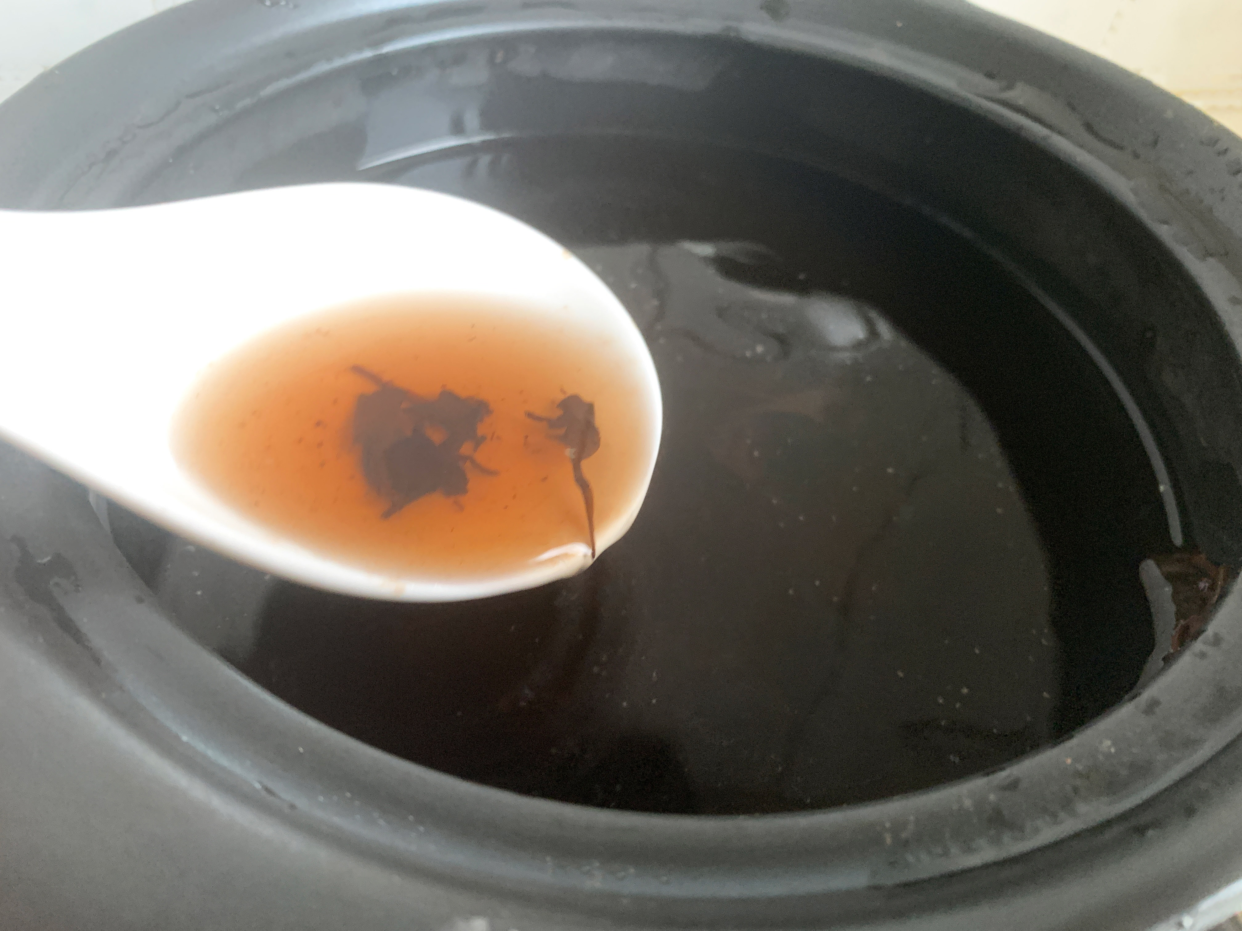 新砂锅第一次怎么用才不开裂,新买的砂锅怎么开锅防裂