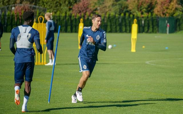 足球篮球两开花,篮球足球两开花