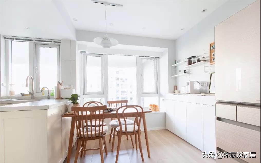 客厅空间太小如何隔个阳台出来,客厅小如何利用空间