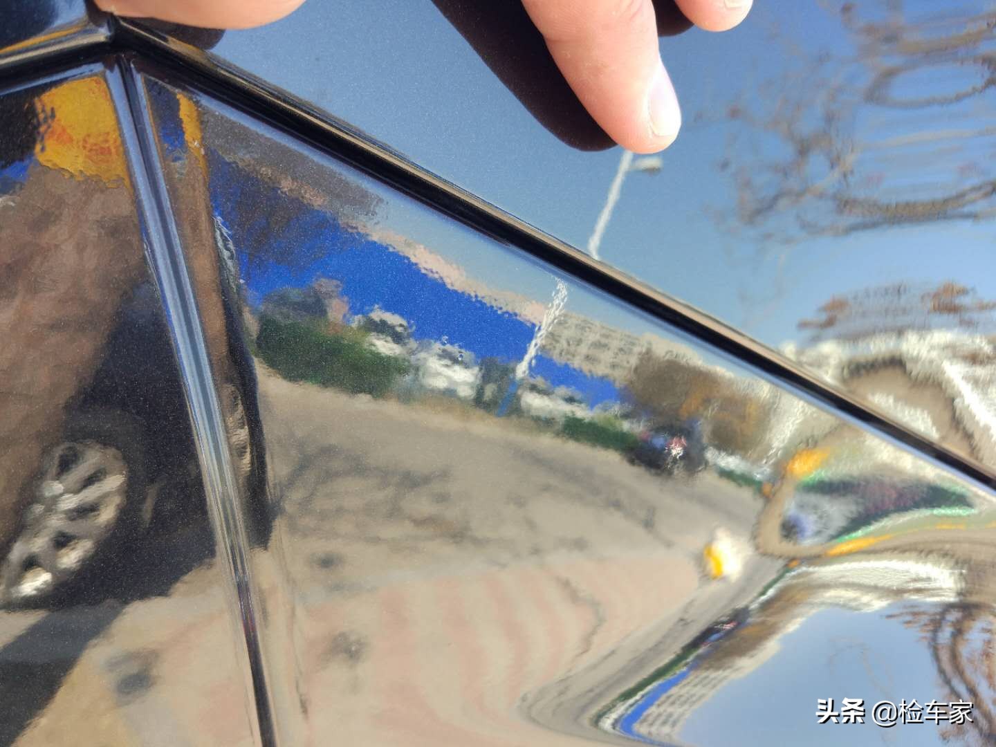 2万公里贬值80多万，45万买辆V8+6.4L的JEEP大切诺基SRT还值吗？