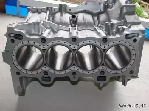 奥迪a6全铝修复视频,奥迪a6自吸发动机v6