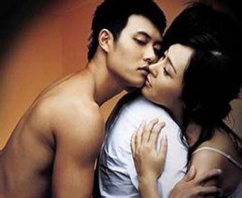 男人在网上聊暧昧是什么心理,老公在网上和女人聊天暧昧怎么办