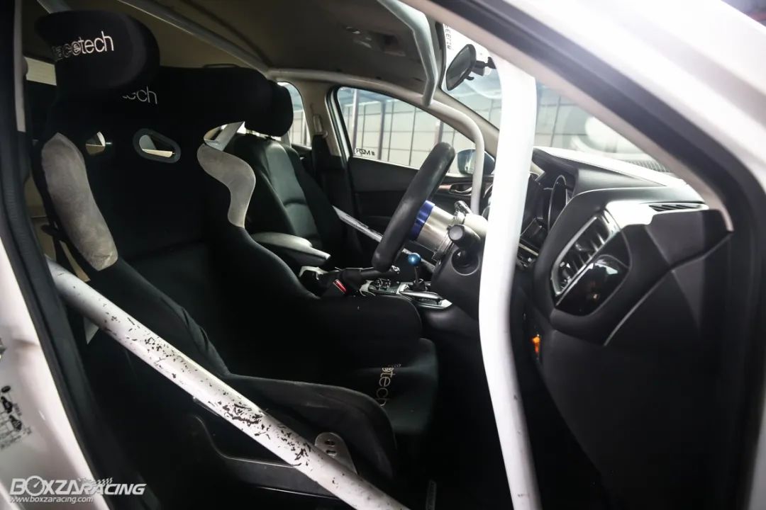 马自达平平无奇的车,平平无奇3v3试驾