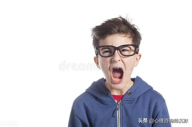 青春期孩子暴躁不与父母沟通,青春期小孩脾气大不愿意低头