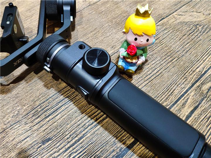 飞宇g6max稳定器如何装手机,飞宇稳定器g6max为什么会抖