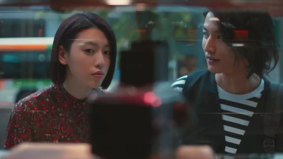 周郎才尽？这俩老男孩加起来80多岁，还是一首歌刷爆所有人的青春