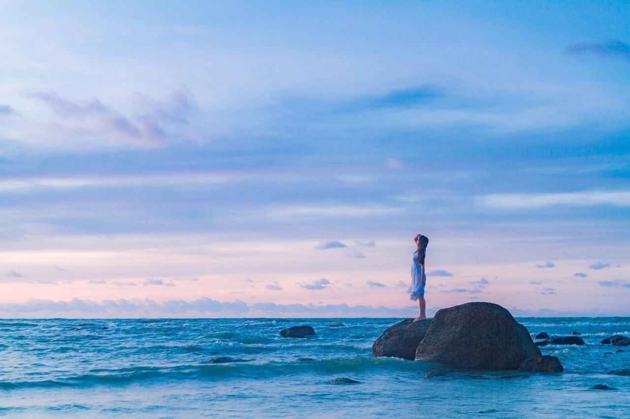 为啥ppt留白了投影出来没有空白,ppt打印出来怎样左右留白