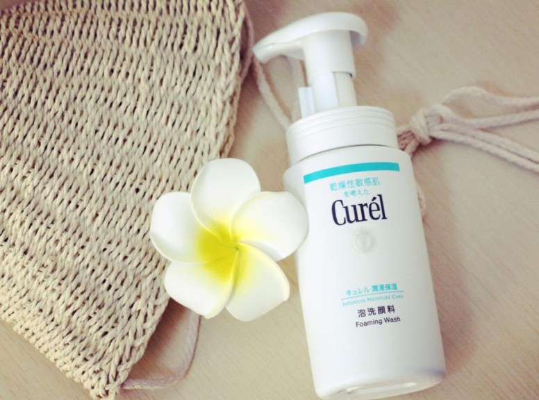 氨基酸洗面奶比普通洗面奶好用吗,氨基酸洗面奶比皂基好吗