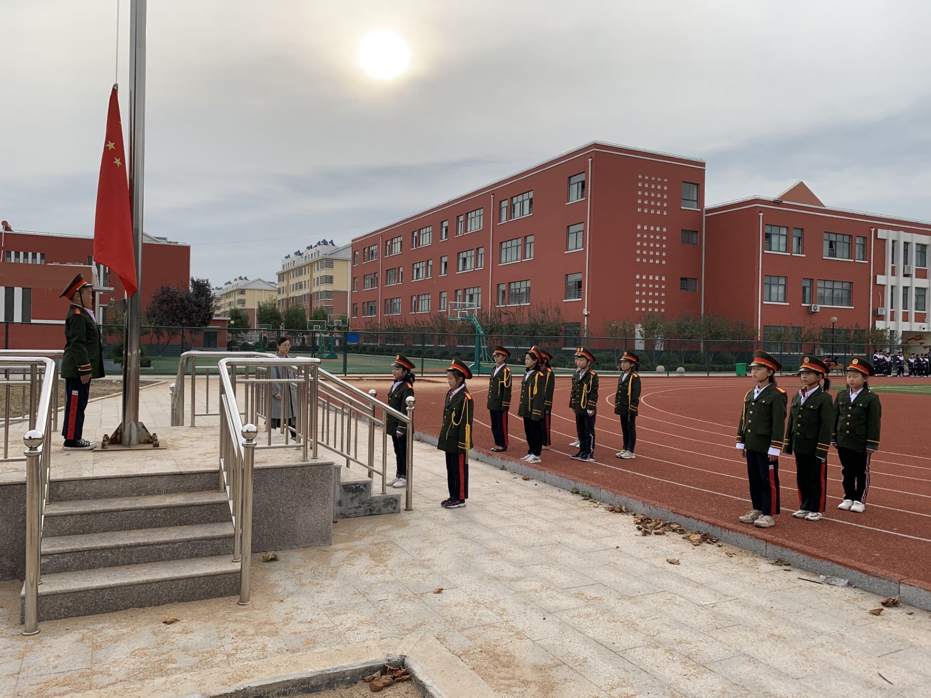 驰骋绿茵场足球争霸,驰骋绿茵场少年梦飞扬