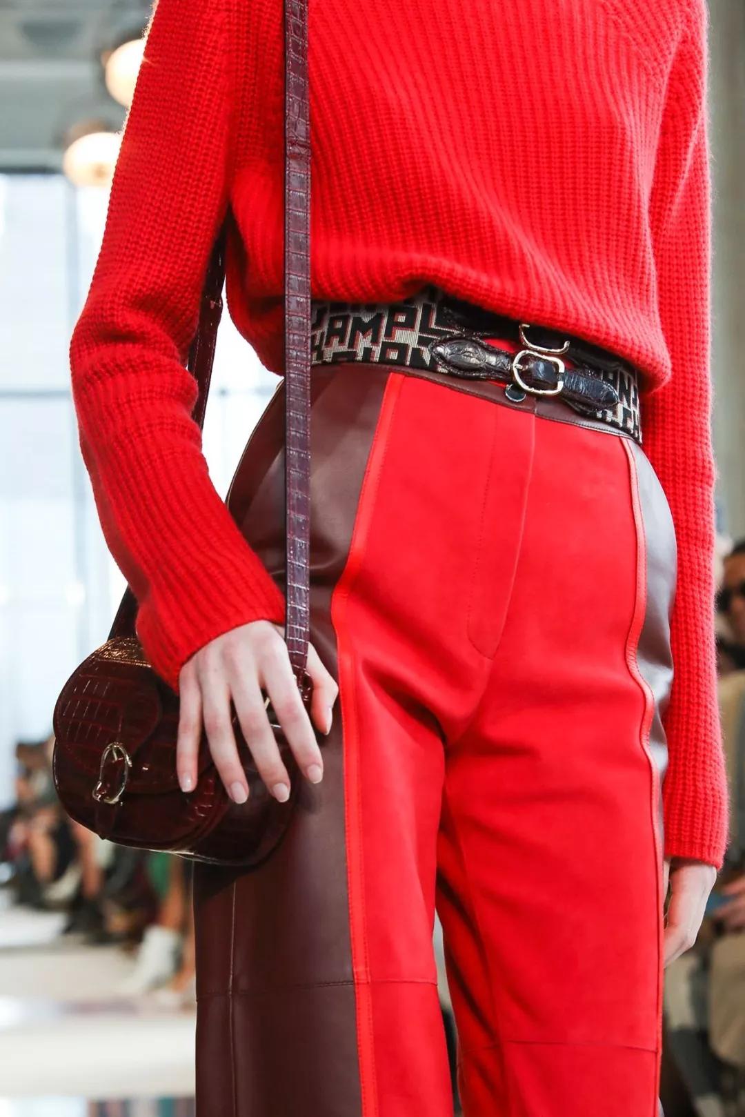 等疫情过后穿上漂亮的衣服,等疫情过后去赏花