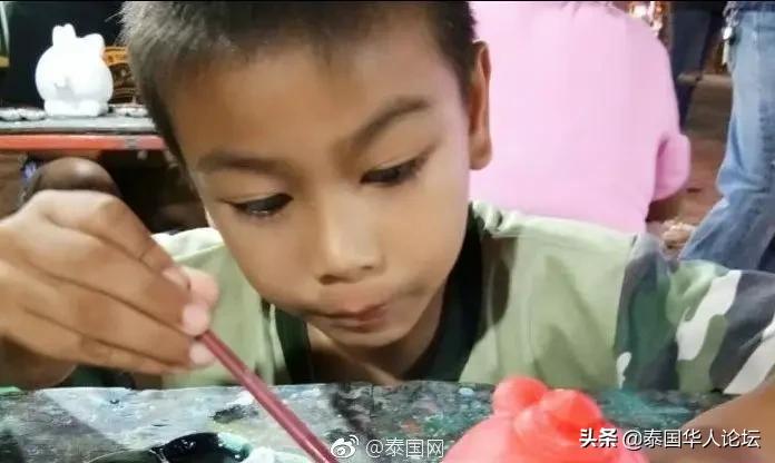 “我已经死了，但我希望你们好好活下去”—泰国病房里的人性底色