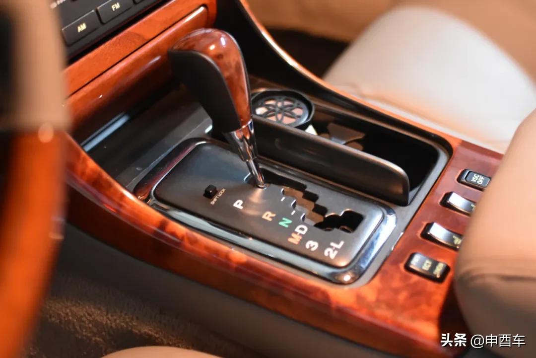 雷克萨斯咬地鲨is250老款,雷克萨斯is咬地鲨什么时候换代