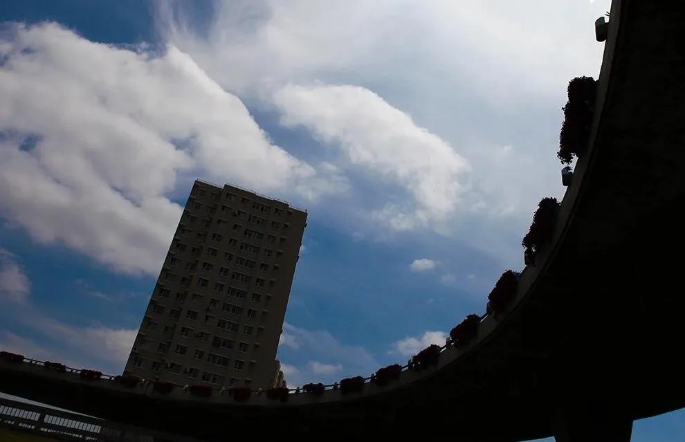 住宅用地使用权到期，咋办？目前统一延续到2039年，费用这样算