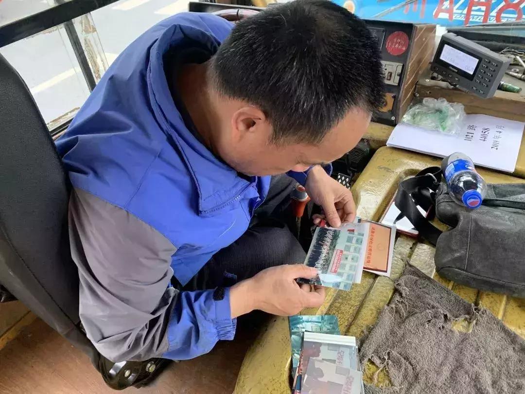 成都52路公交路线,快速公交51路