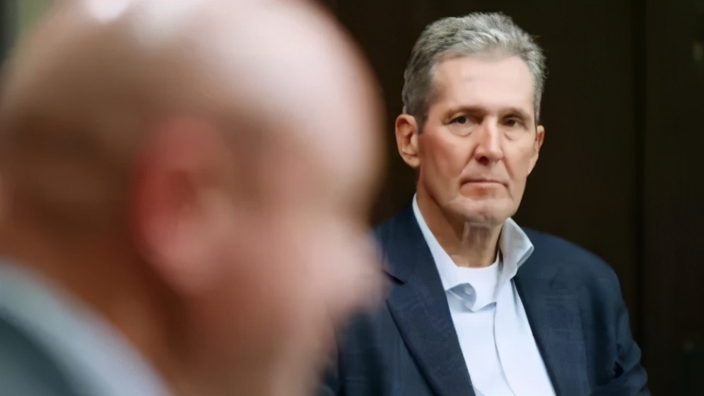 加币汇率下跌的原因 (疫情对加币汇率的影响)