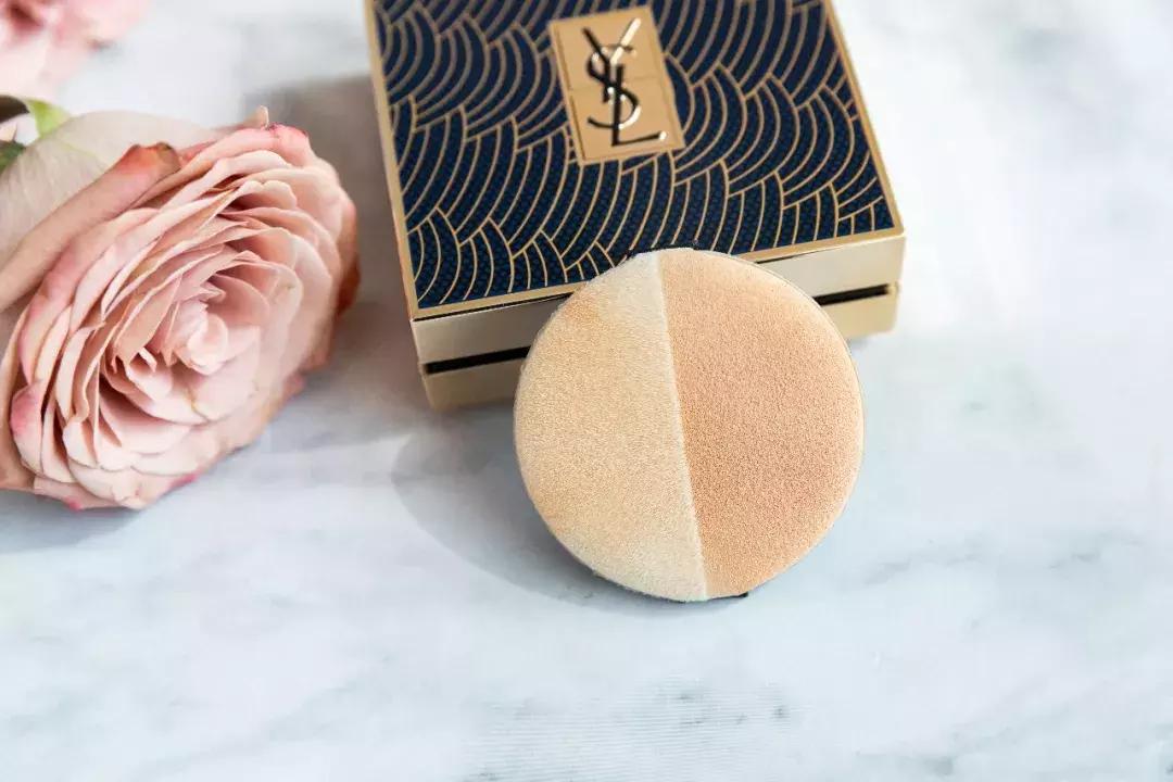 夏天简单精致的日常妆容,夏天轻感妆容必备