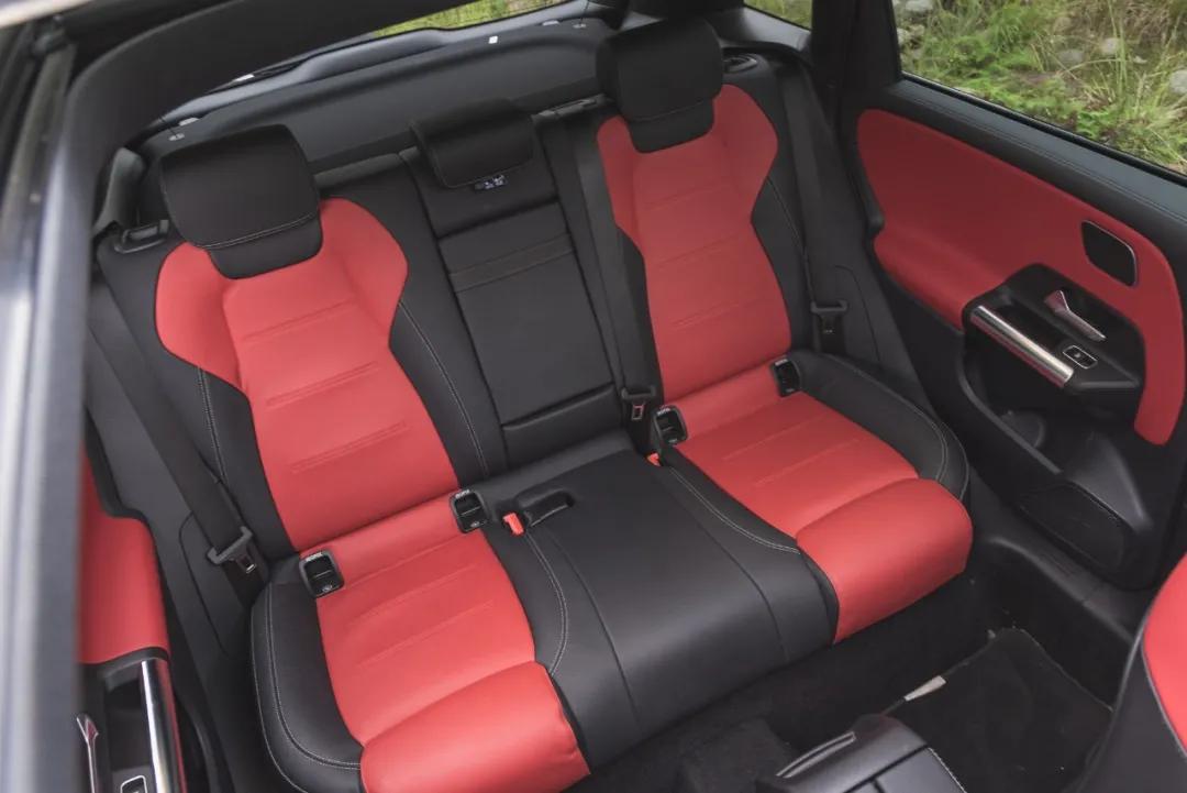 2020款奔驰b260试驾视频,评测奶爸车