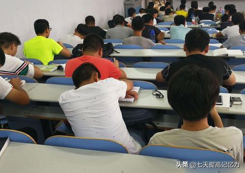 大学教材版本会差很多吗,为什么大学教材不统一
