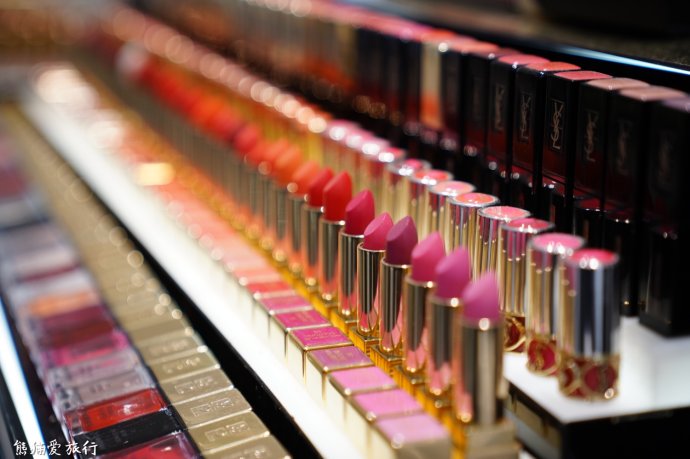 中国人喜欢买买买,中国人为什么爱买国外奢侈品