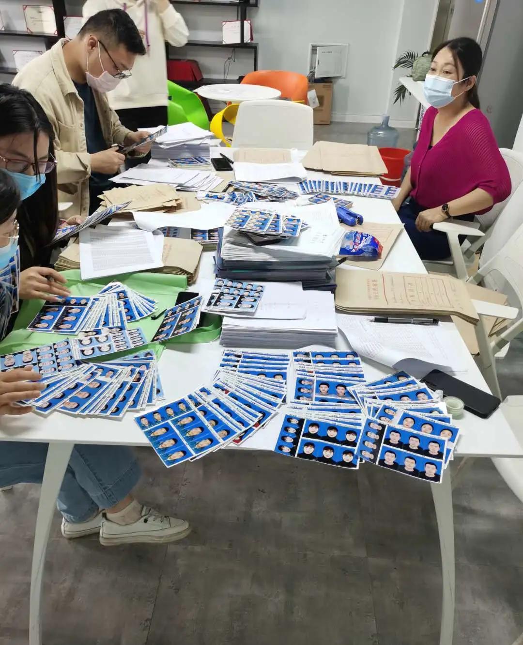 弘成学苑数字化学习中心,弘成教育贵阳学习中心