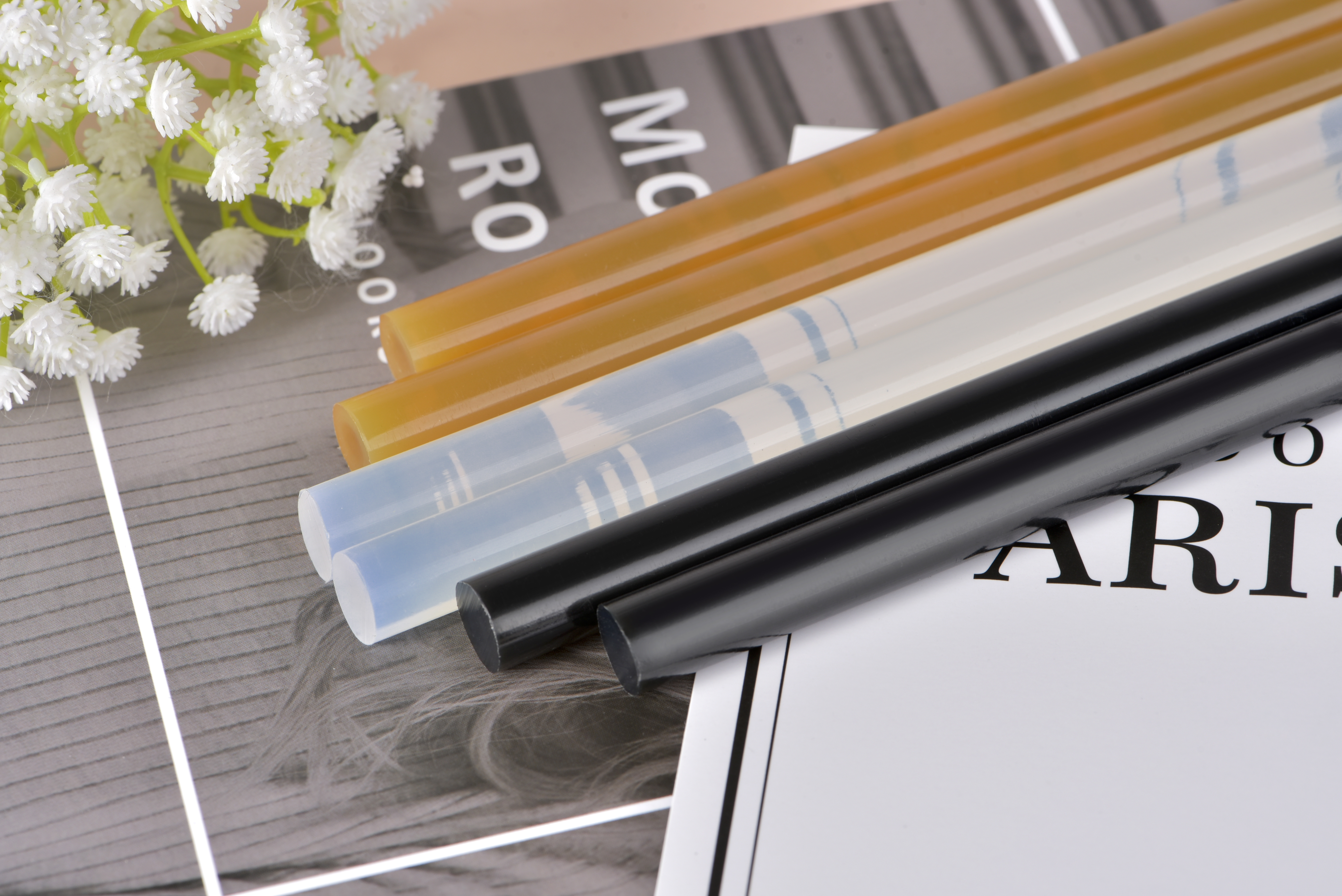 胶棒太黏为什么,为什么胶棒粘不住塑料板