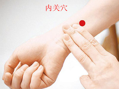 按三阴交穴位要注意什么,能延缓女人衰老的穴位三阴交穴