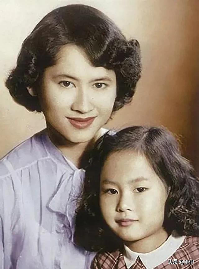 诗纳卡琳王太后是华人么,诗纳卡琳王太后与普密蓬