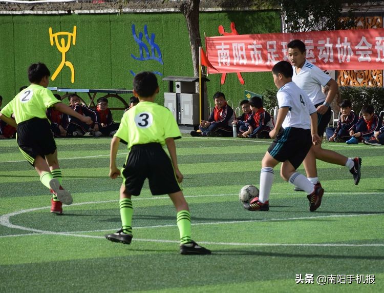 超越从足下起航下一句,2019小学校长杯足球赛