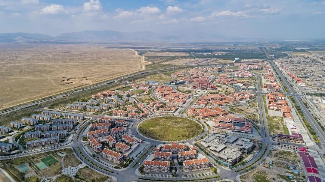 彪炳史册的六个伟大成就,彪炳史册的脱贫攻坚战