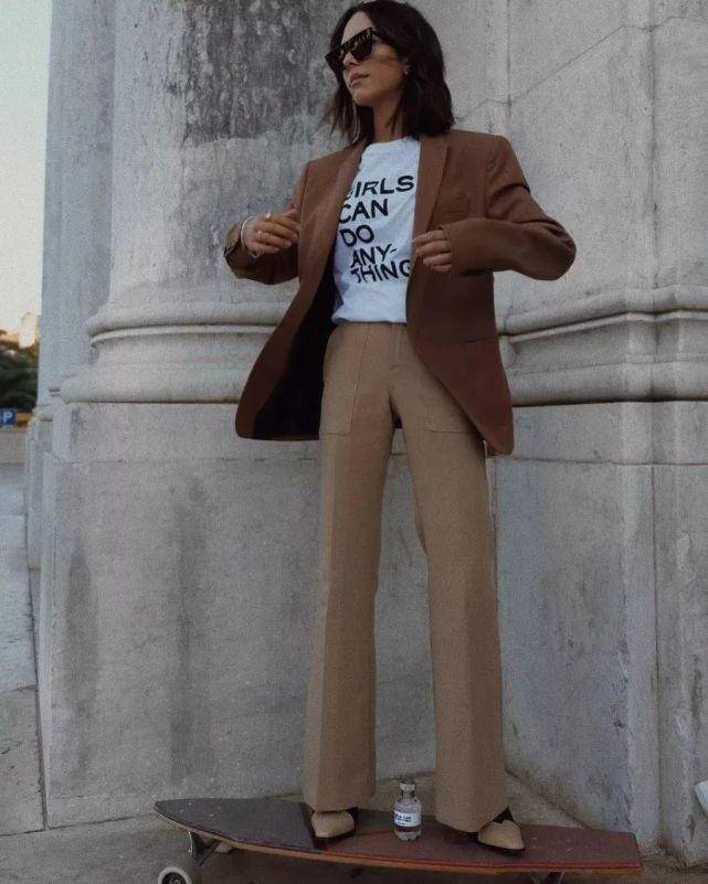 瑗胯鎬庝箞绌挎墠鑳芥樉寰椾笉鍍忓崠淇濋櫓,瑗胯鎬庝箞绌挎墠涓嶄細鍍忔槸鍗栦繚闄╃殑