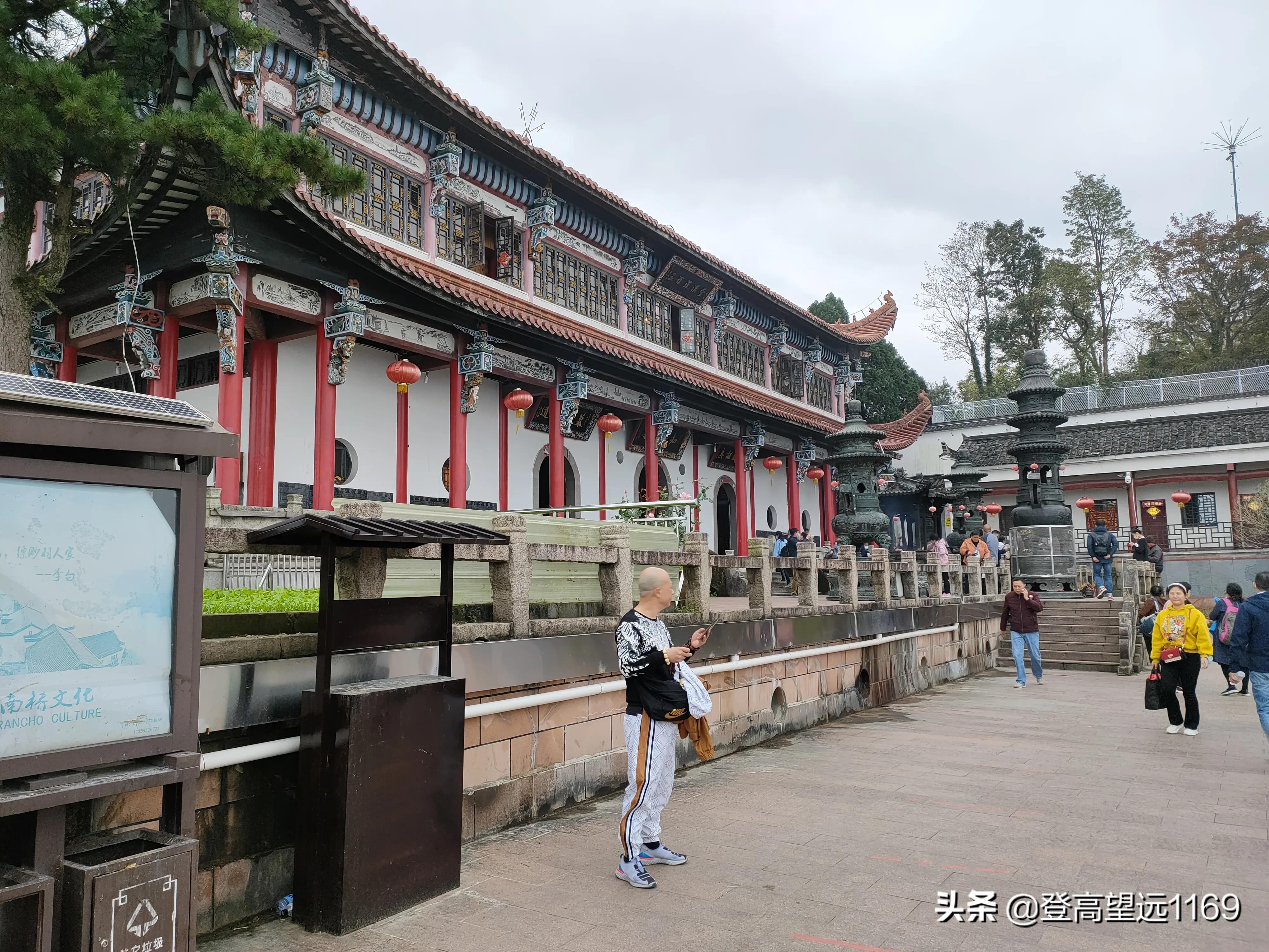 千里追寻歌曲原唱,写九华山的经典文章