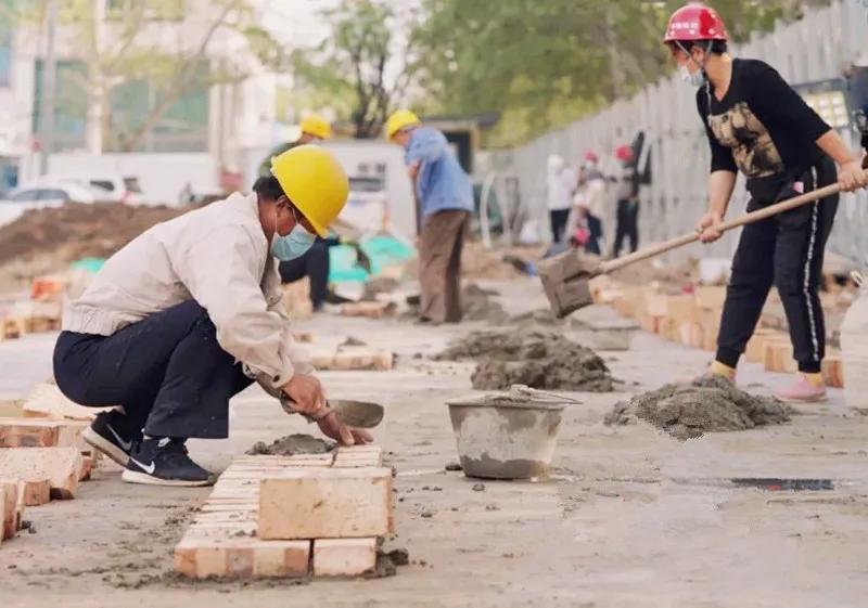 7.64万㎡，1200个停车位！新咸阳体育场来了！