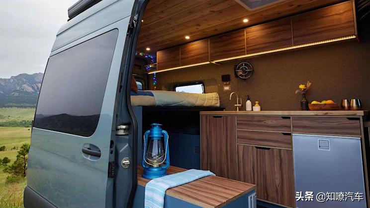 福建奔驰凌特房车柴油短轴,凌特房车3.5排量最新报价