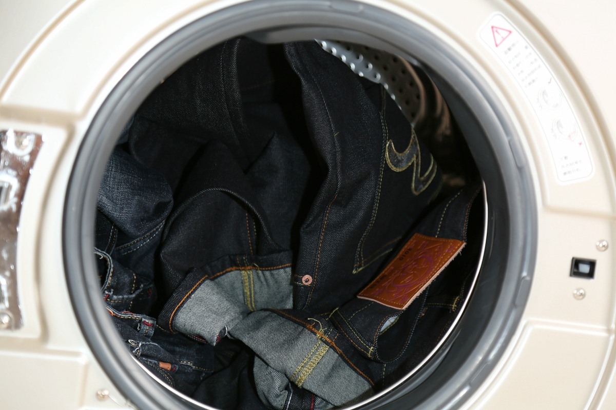 晒衣不爱干,水洗伤面料?不妨看看这台海尔微蒸汽空气洗洗衣机