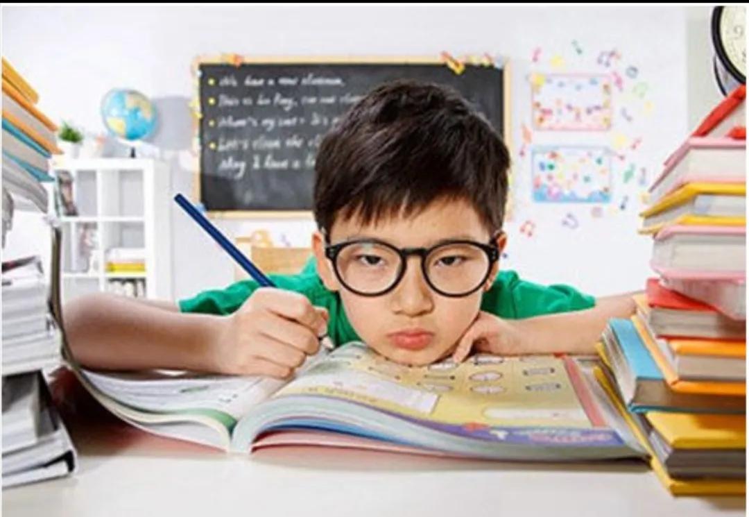 娃舌苔好厚,孩子舌苔特别厚