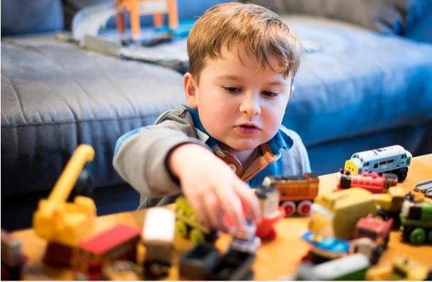 为什么孩子语言进步慢,孩子语言能力发展迟缓怎么办