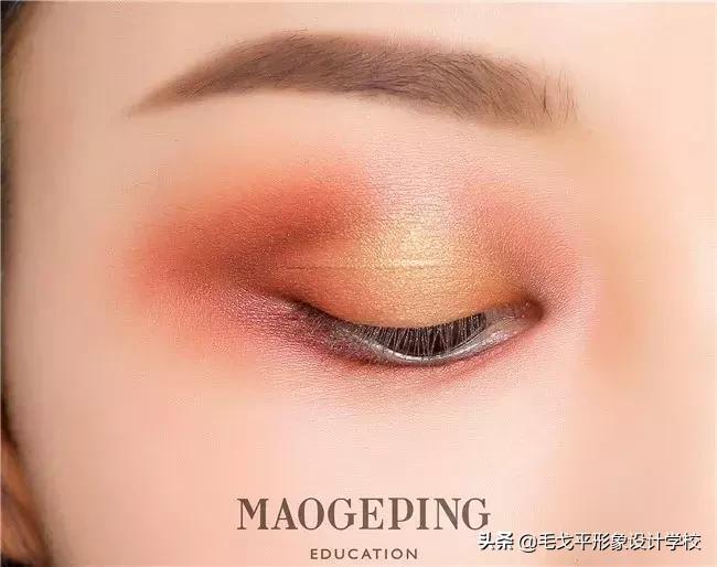 让眼睛有神发亮要补充什么维生素,让眼睛明亮有神的方法