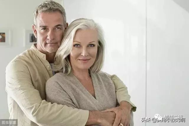 五十多岁了还离婚该怎么办,五十多岁的人离婚后该怎么生活