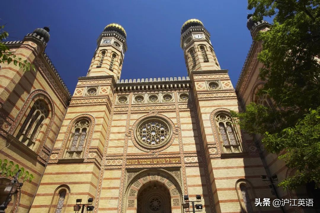 这个国出产邓文迪的前男友、不存在的热门景点，饮食堪称欧洲川菜