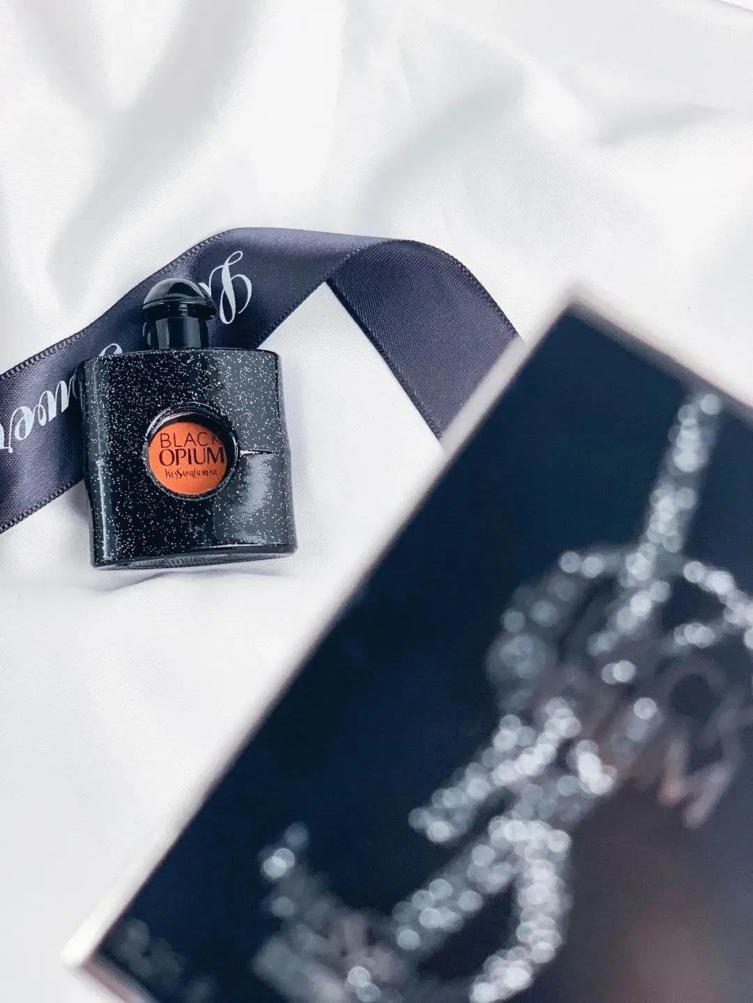 喜欢ysl黑鸦片香水的女生,ysl哪个香水适合女生