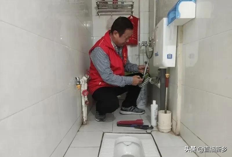 孤寡老人艰难的晚年爱心助力,辉县市孤寡老人