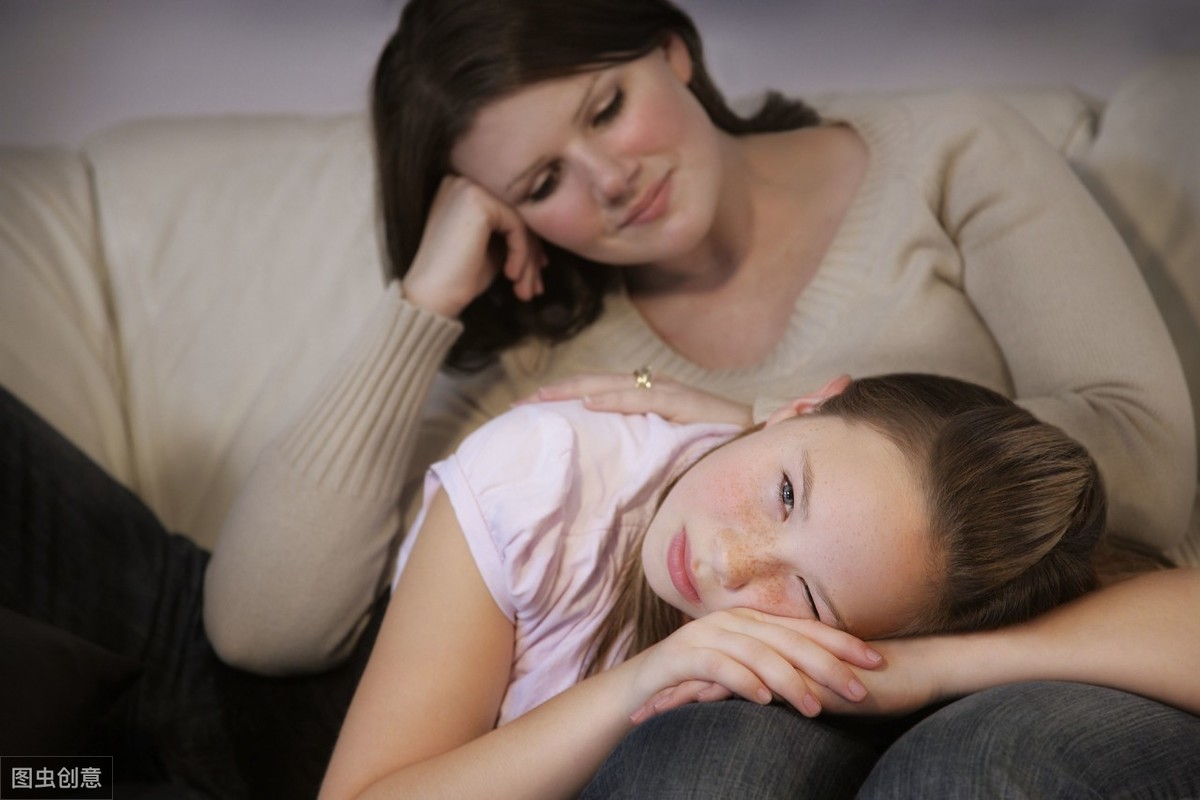 父母有情绪如何与孩子相处,父母和小孩相处最好的方式