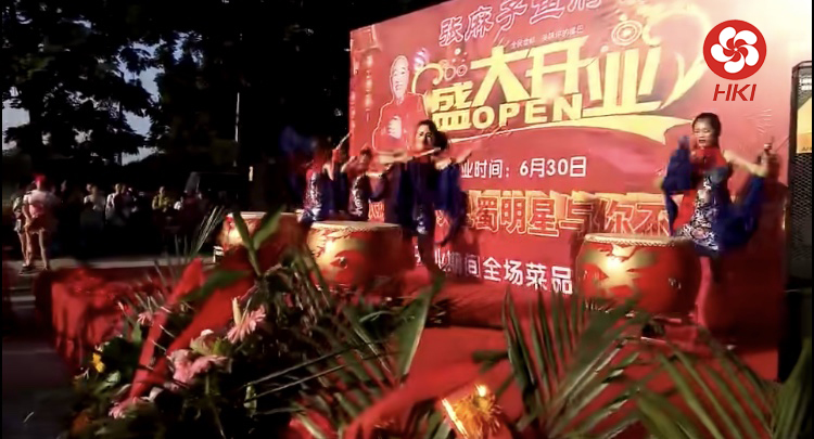 张德高喜剧演员,张德高张麻子演唱