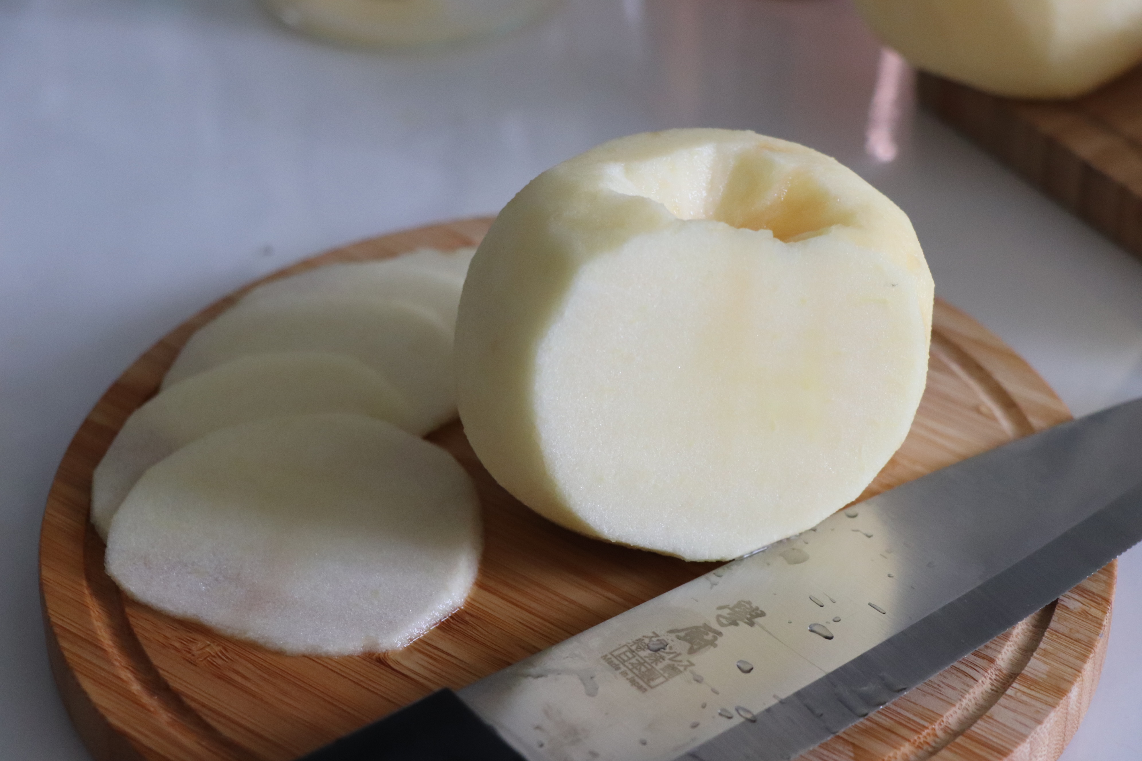 蛋糕里边脆脆的水果,蛋糕里的隐藏小秘密