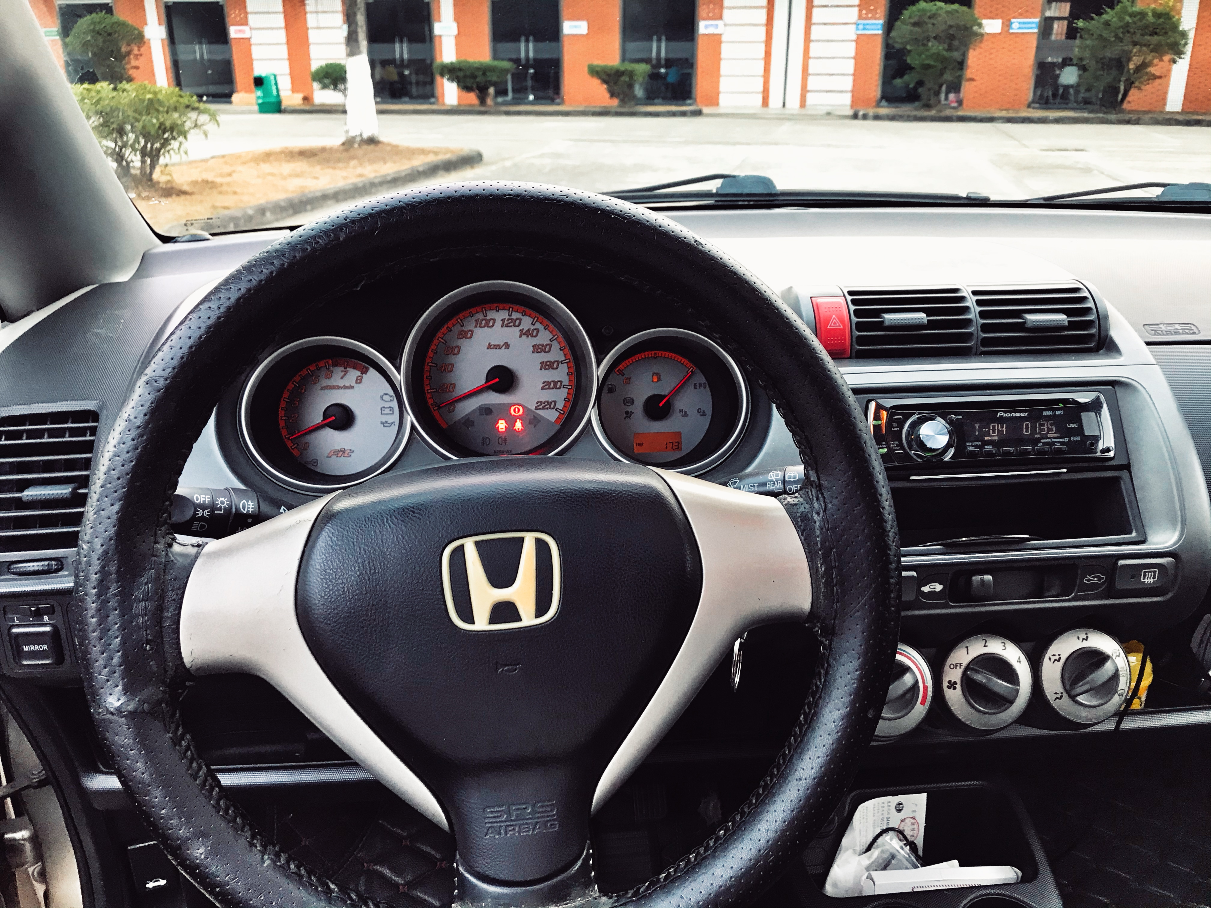 第一代飞度优点和缺点,第一代飞度的缺点和不足