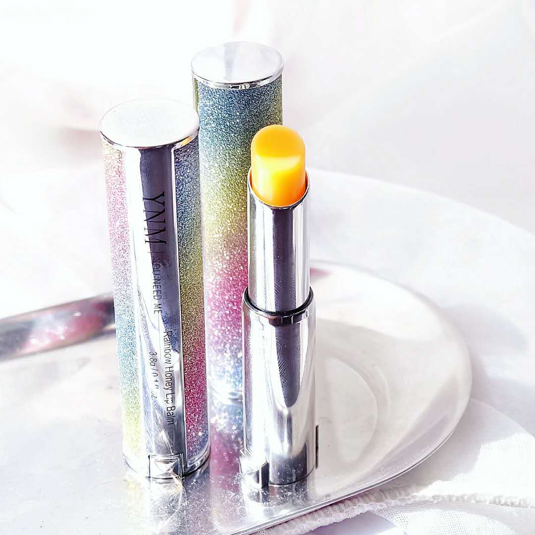 dior变色唇膏老款和新款 (黑皮dior变色润唇膏)