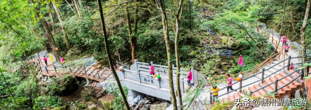 “崇”逢自然，一起“徒”享山水