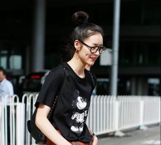 刘雯大包包推荐,刘雯同款豹纹包包