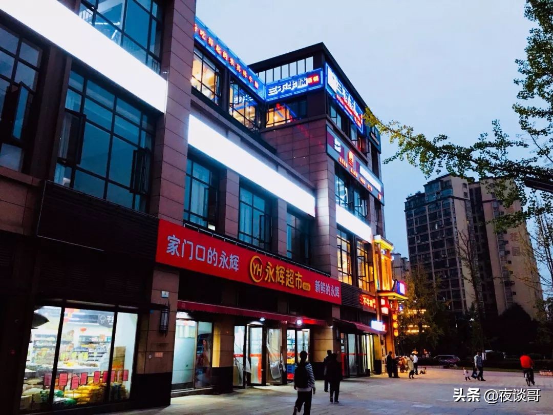 大丰最火爆的美食街,大丰有什么小吃一条街